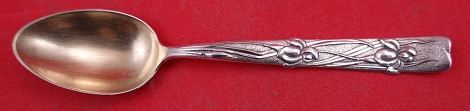 4 O'Clock Spoon GW  w/ iris motif  4 3/4